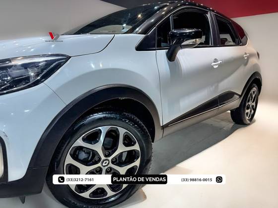 RENAULT CAPTUR 1.6 16V SCE FLEX INTENSE X-TRONIC RENAULT CAPTUR 1.6 16V SCE FLEX INTENSE X-TRONIC